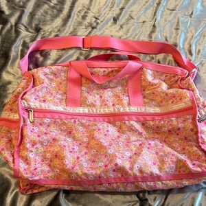 Lesportsac pink floral weekender duffel bag